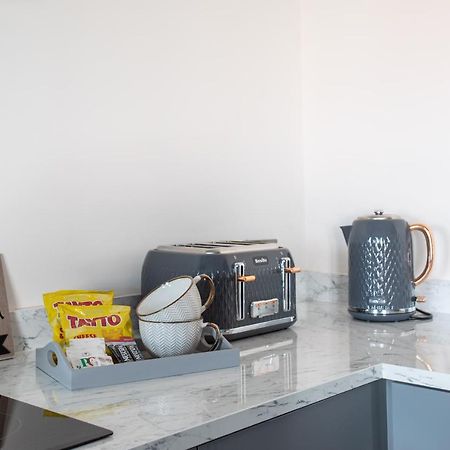 New Lisburn Road Apartment - Free Parking بلفاست المظهر الخارجي الصورة